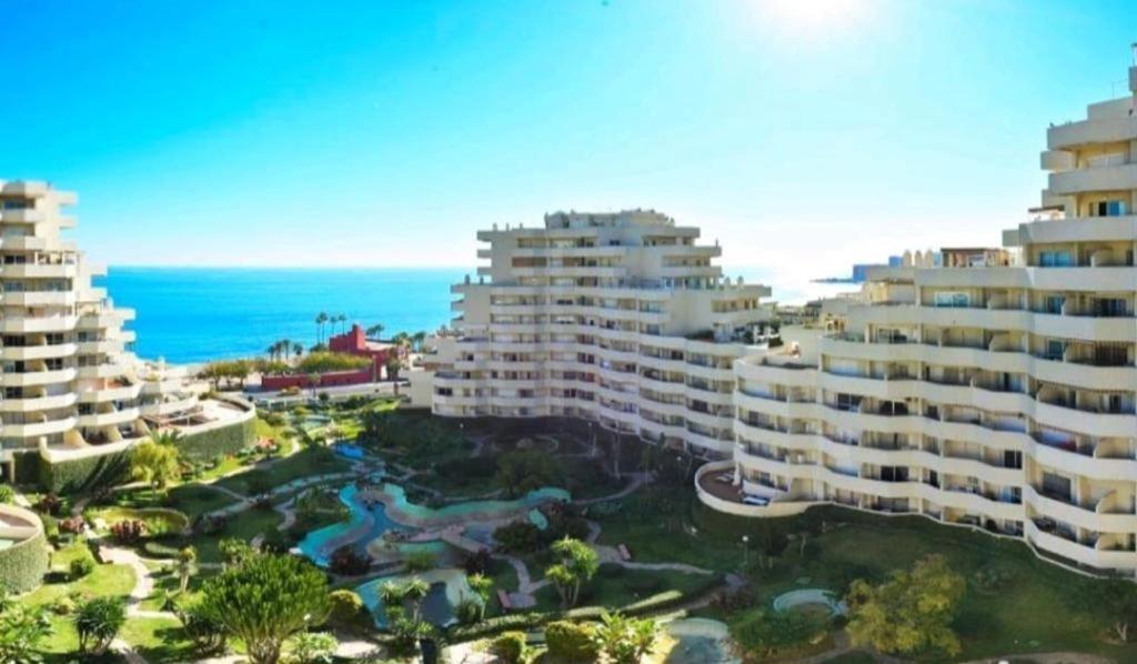 Benalbeach Vistas Al Mar Apartment *